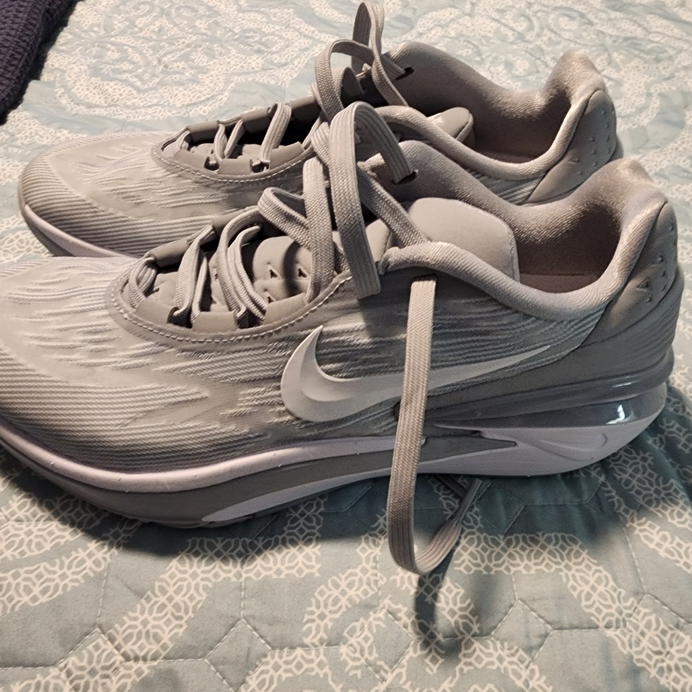 Nike GT Cut 2, light gray, size 10